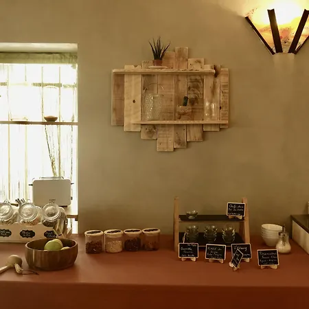 Hotel Le Quatorze 3*