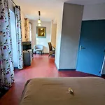 Hotel Le Quatorze 3*