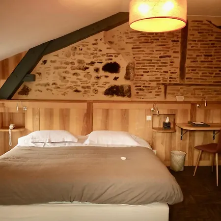 Hotell Le Quatorze 3*