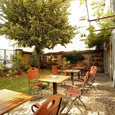 Le Quatorze 3*