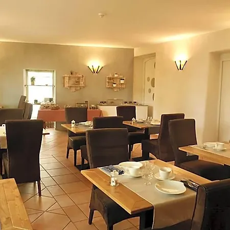 Hotel Le Quatorze 3*