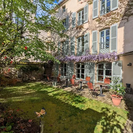 Le Quatorze Hotel 3*