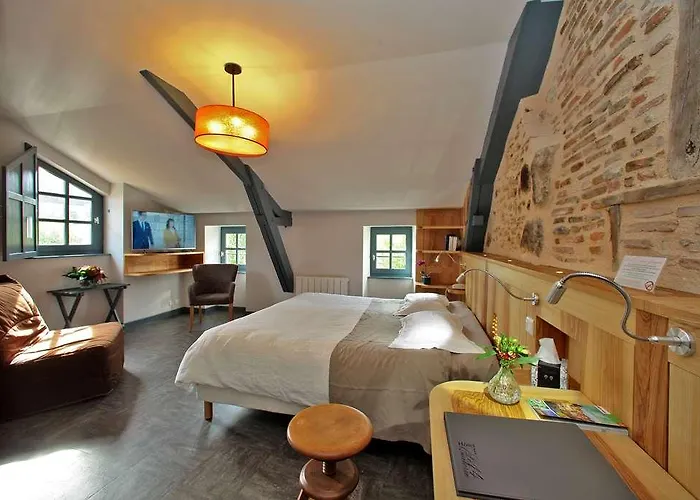 ホテル オテル ル キャトルズ 3*