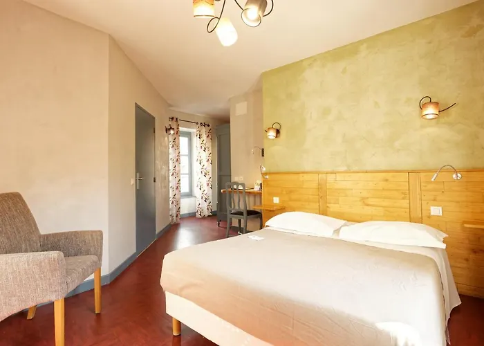 オテル ル キャトルズ