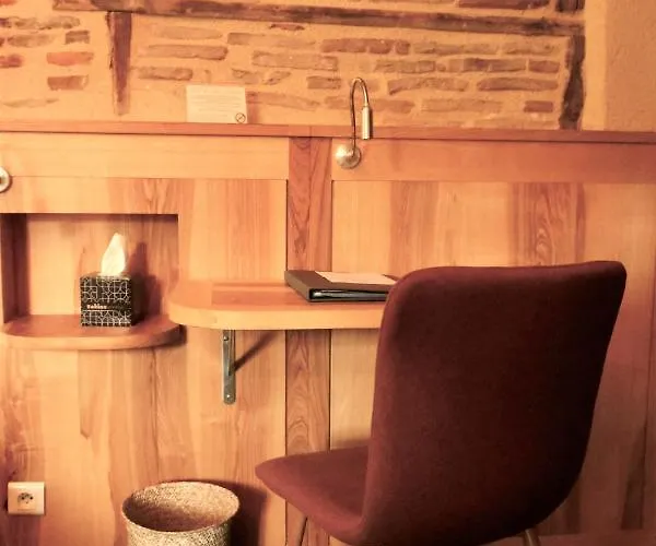 オテル ル キャトルズ 3* フィジャック