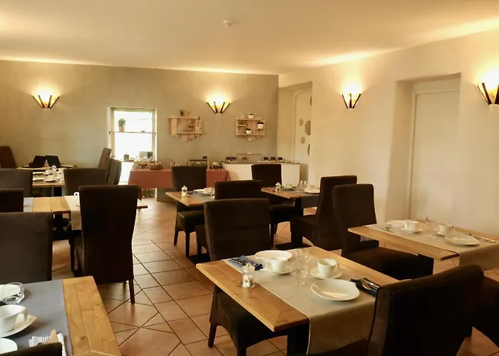 オテル ル キャトルズ ホテル