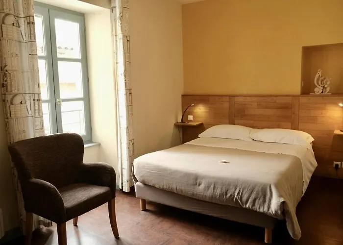 オテル ル キャトルズ フィジャック