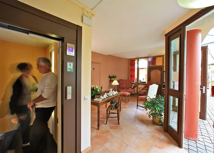 オテル ル キャトルズ ホテル 3*