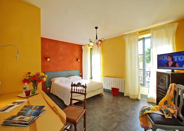 ホテル オテル ル キャトルズ 3*