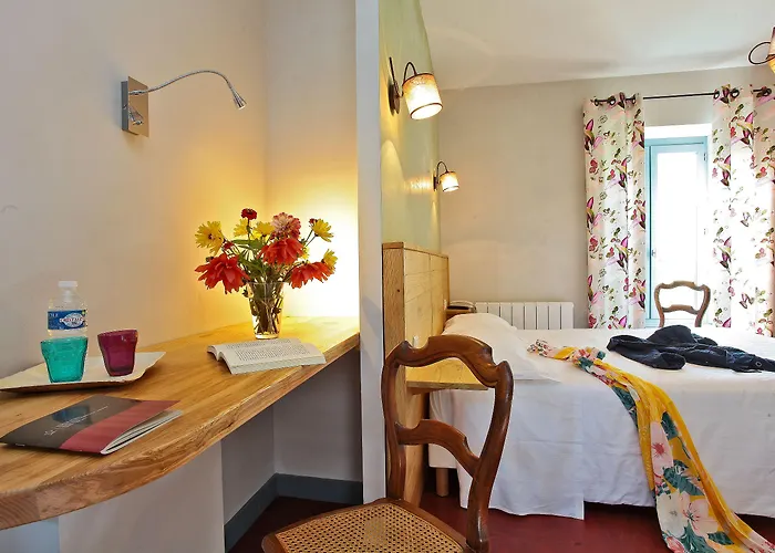 オテル ル キャトルズ フィジャック