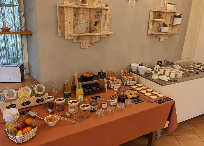 オテル ル キャトルズ フィジャック