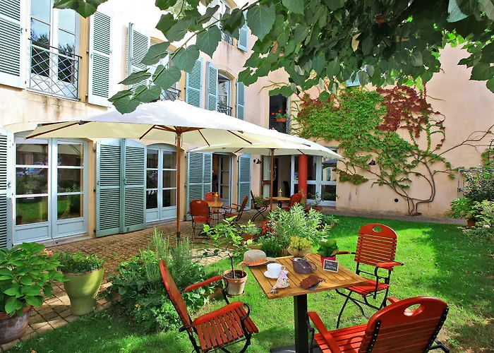 オテル ル キャトルズ ホテル フィジャック