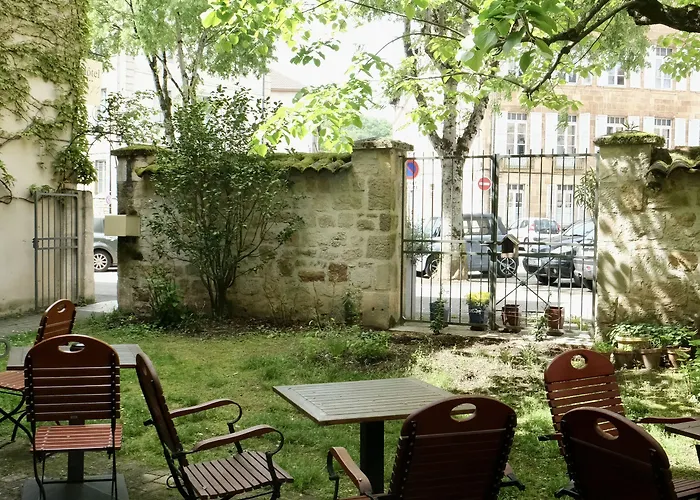 オテル ル キャトルズ フィジャック