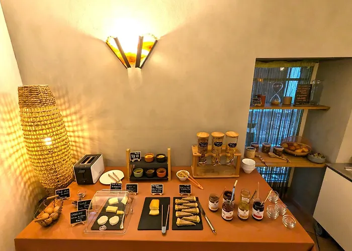 オテル ル キャトルズ フィジャック