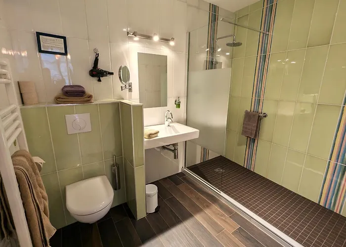 オテル ル キャトルズ フィジャック